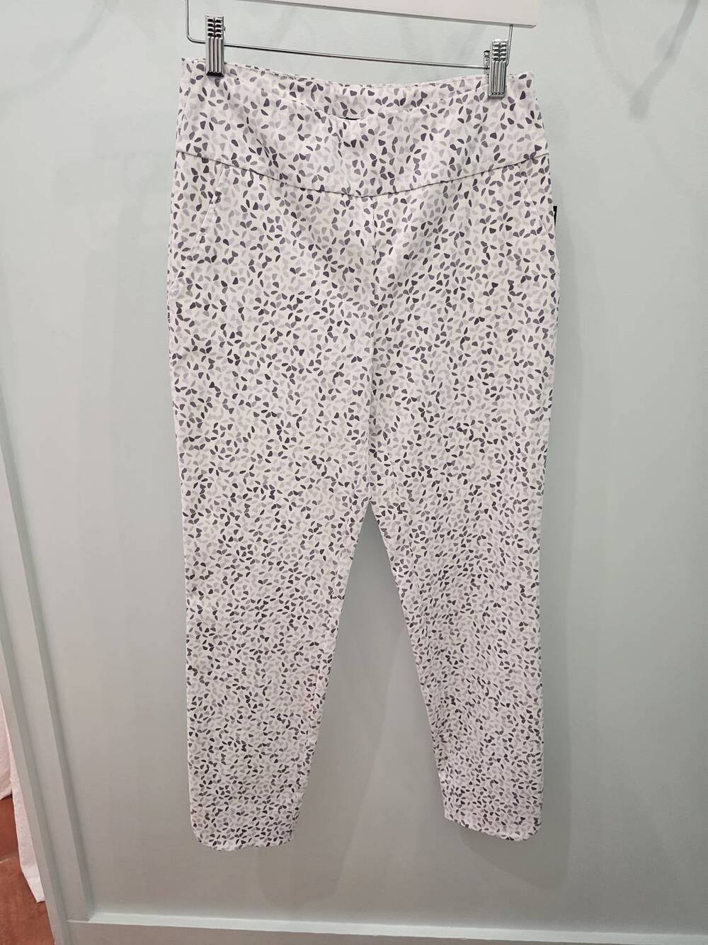NEW UP! women's petal pant in slit pebbles